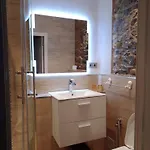 San Juan Oyarbide Hotel *